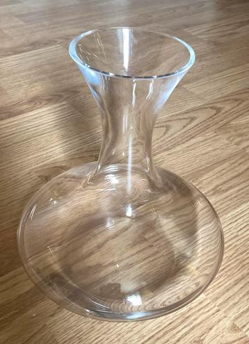 Decanter voor wijn, hoogte 22cm beschikbaar voor biedingen