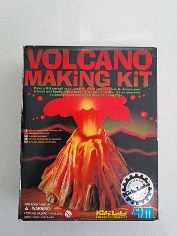 "Volcano making kit"  vulkaan bouwkit beschikbaar voor biedingen