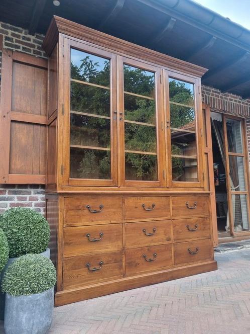 Eiken buffetkast/vitrinekast GRATIS LEVERING, Huis en Inrichting, Kasten | Buffetkasten, Zo goed als nieuw, Ophalen of Verzenden