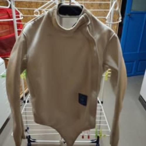 Veste escrime homme 350N, 3 armes, droitier, taille 48, Sport en Fitness, Vechtsporten en Zelfverdediging, Zo goed als nieuw, Schermen