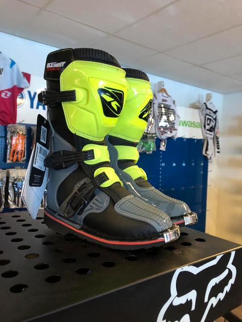 Nieuwe Kenny Track kinder  botten laarzen maten 2x 35 1x 37, Motoren, Kleding | Motorkleding, Motorcrosskleding, Kinderen, Nieuw met kaartje