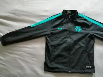 Mooie trainingsjas 10-12 jaar FCB Nike beschikbaar voor biedingen