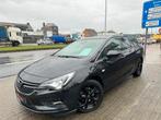 Opel Astra Sports Tourer 1.6cdti Black Edition 2017 Euro6b, Auto's, Opel, Voorwielaandrijving, https://public.car-pass.be/vhr/9415d641-4b64-4b14-b665-81b8fd7a30b3