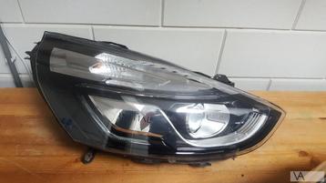 Koplamp rechts Renault Clio bi xenon initiale 2012-2015 €200 beschikbaar voor biedingen