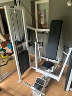 Cybex krachttrainingsapparaat (borstpers), Ophalen