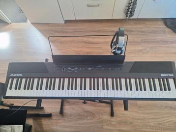 Elecktronoische Piano  beschikbaar voor biedingen