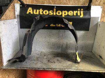 Wielkuip van een Toyota Yaris beschikbaar voor biedingen