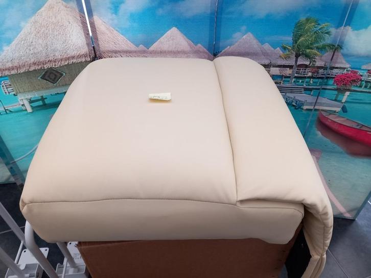 zetelzitting CREME voor sta op zetel, Huis en Inrichting, Zetels | Zetels, Nieuw, Rechte bank, Eenpersoons, Minder dan 150 cm