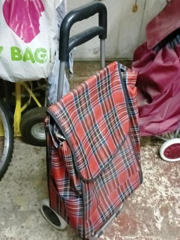 Winkelwagentje  beschikbaar voor biedingen