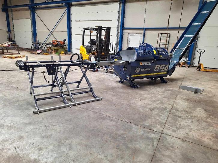 TAJFUN RCA 400 JOY brandhoutcombi, Zakelijke goederen, Machines en Bouw | Houtbewerking, Ophalen