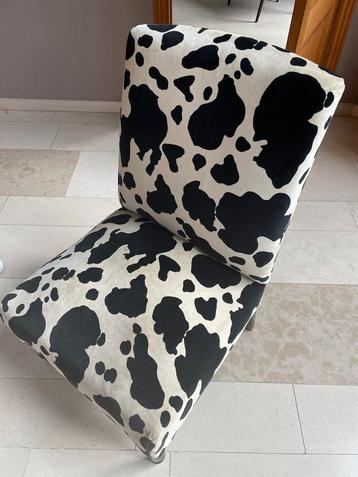 Vintage chair. ( koeienhuid print )