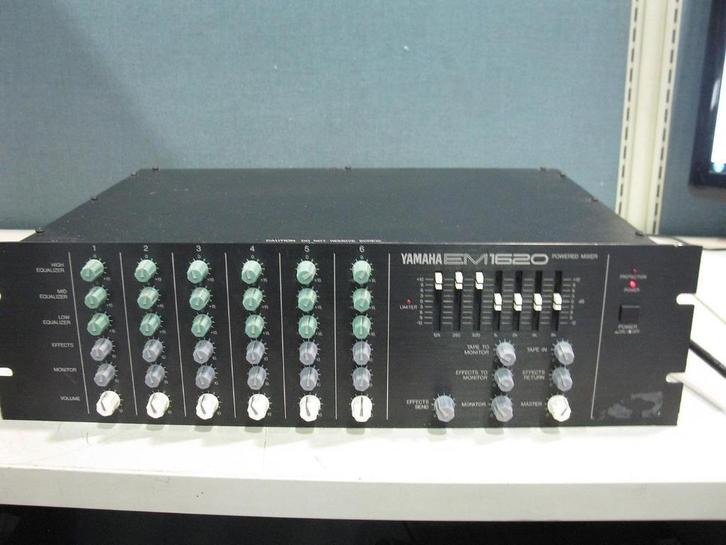 Yamaha EM1620 Ampli - melangeur 200 W, Muziek en Instrumenten, Versterkers | Bas en Gitaar, Gebruikt, 100 watt of meer, Ophalen