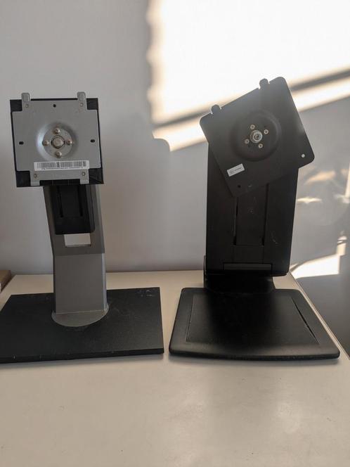 Scherm monitor voeten / standaarden, Computers en Software, Monitoren, Zo goed als nieuw, Ophalen