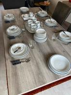 78-delige set servies en bestek, Huis en Inrichting, Ophalen, Zo goed als nieuw, Porselein, Bord(en)