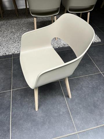 Pedrali 4 stoelen beschikbaar voor biedingen
