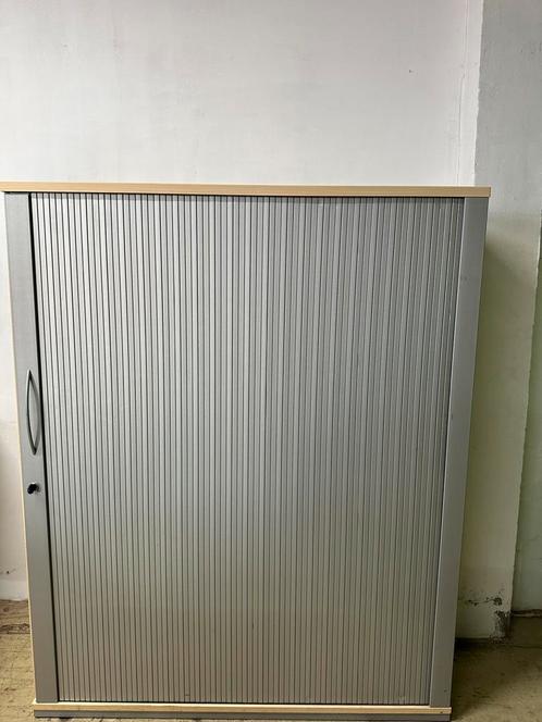 Armoire a rideaux pour rangements, Huis en Inrichting, Kasten | Roldeurkasten en Archiefkasten, Zo goed als nieuw, Ophalen of Verzenden