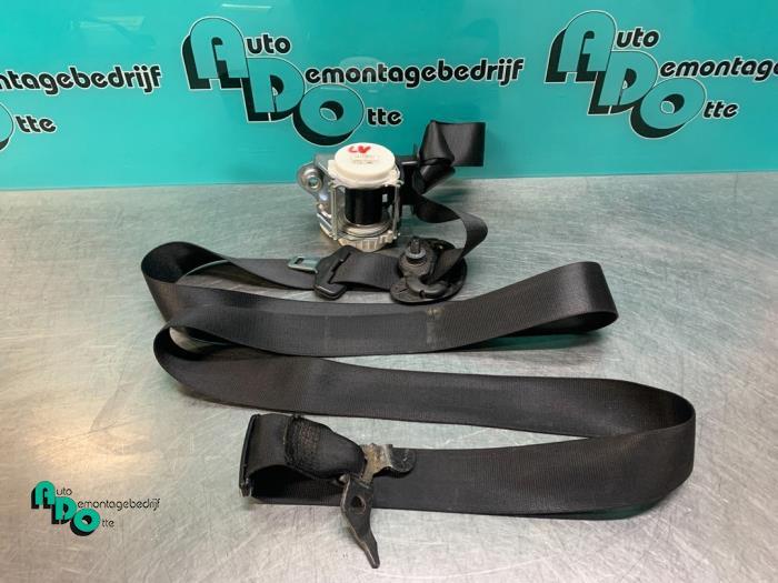 Veiligheidsgordel links-voor van een BMW 3-Serie (3-Serie 04, Auto-onderdelen, Interieur en Bekleding, BMW, Gebruikt, 3 maanden garantie