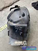 BMW 1 SERIE E81 E87 rechts voor modderkuip 51717059372, Petuelring 130
80788  Munich, DE, Info@bmw.de, Utilisé, Droite