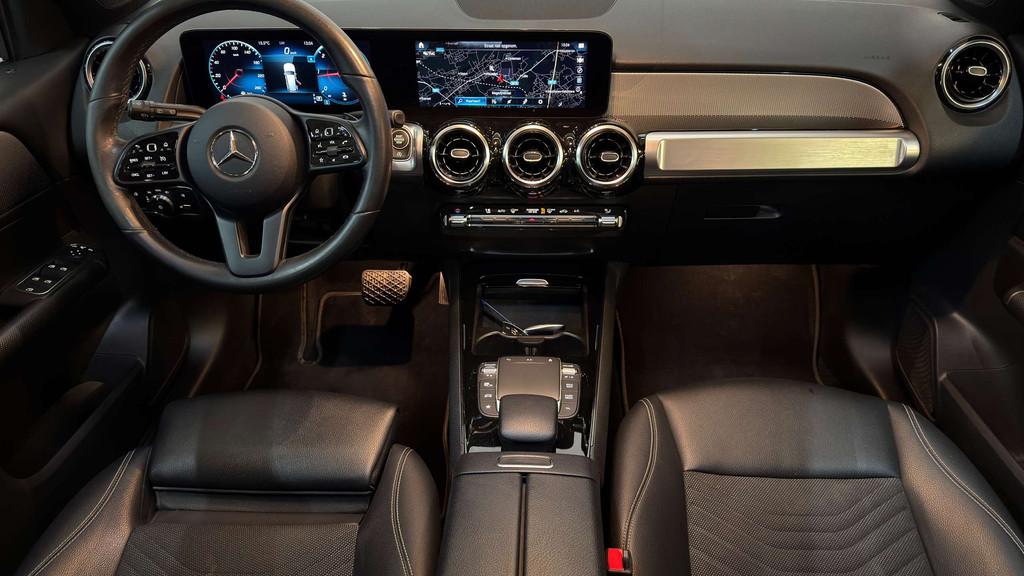 Mercedes-Benz GLB 180 d Automaat Navi LED Pano Trekhaak EURO, Automaat, Gebruikt, 4 cilinders, Bedrijf