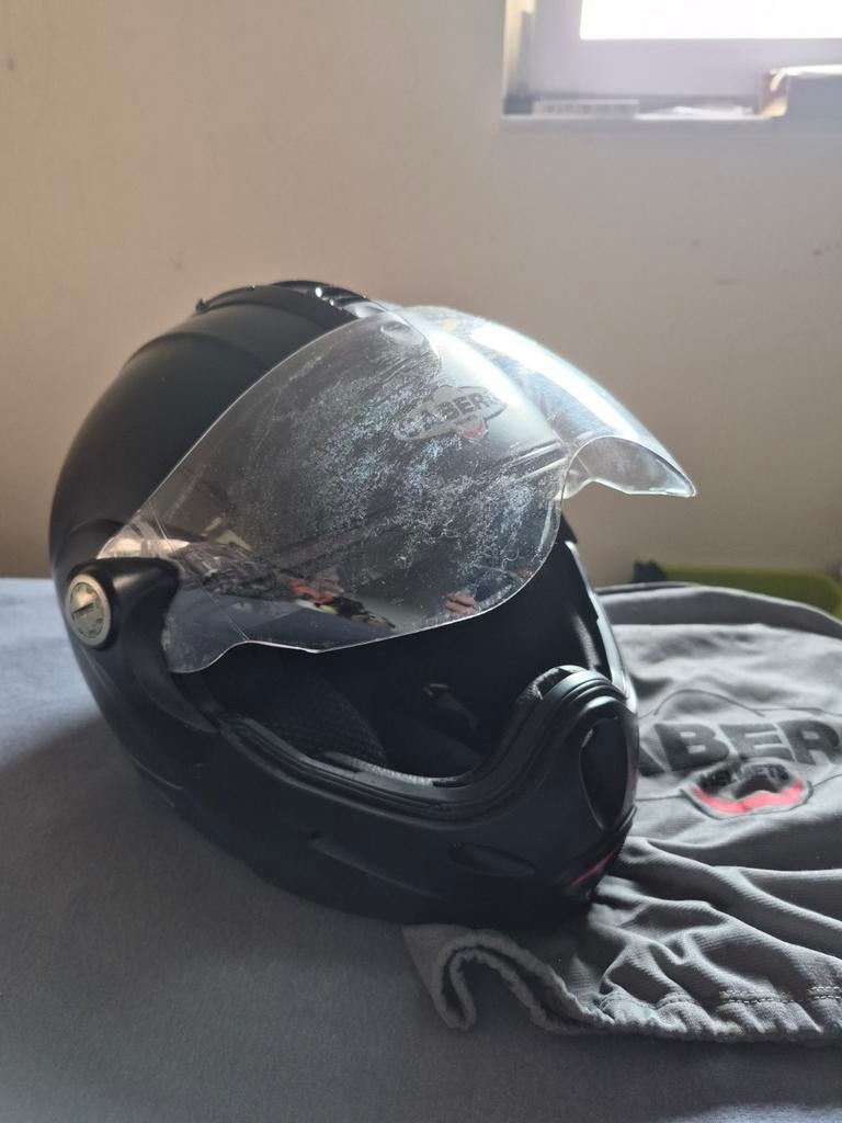 Casque modulaire caberg taille M, Ophalen