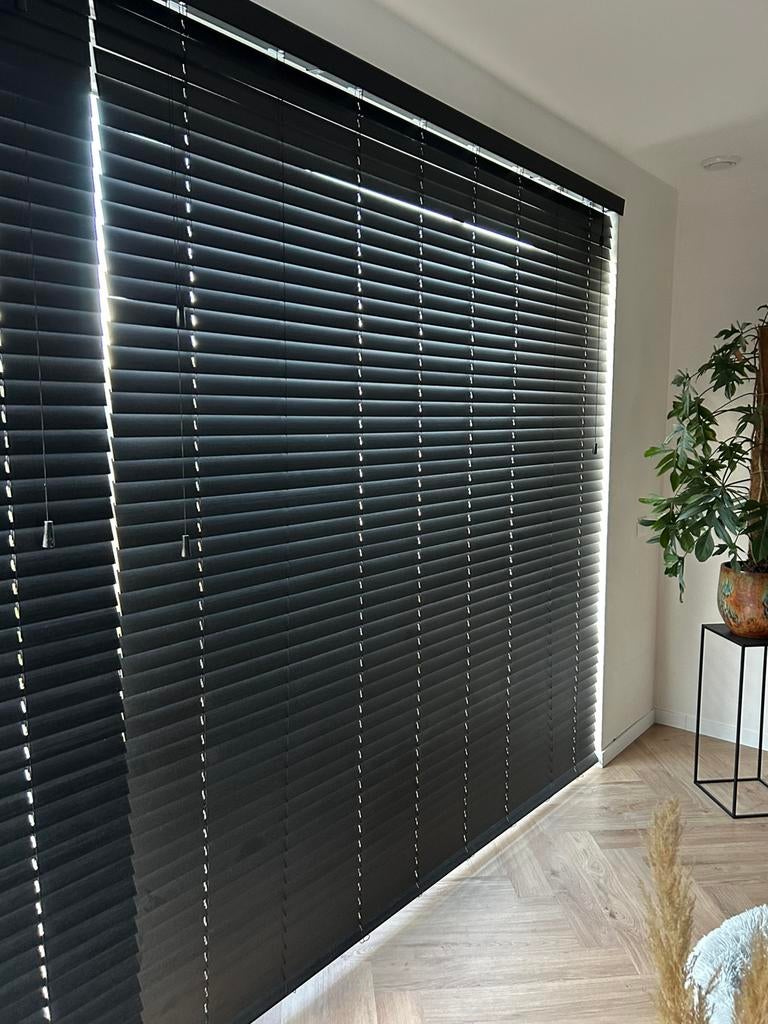 Lamellen bamboe zwart, Ophalen, Zo goed als nieuw