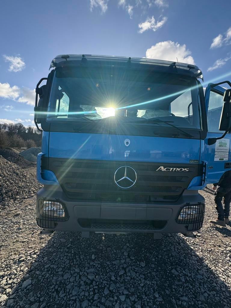 Mercedes Actros porte container, Autos, Camions, Particulier, Mercedes-Benz, Diesel, Euro 3, 2 portes, Boîte manuelle, Bleu, Noir
