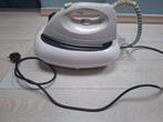 Stoomstrijkijzer Nova, Elektronische apparatuur, Strijkijzers en Strijkplanken, Ophalen, Zo goed als nieuw, Strijkijzer met snoer