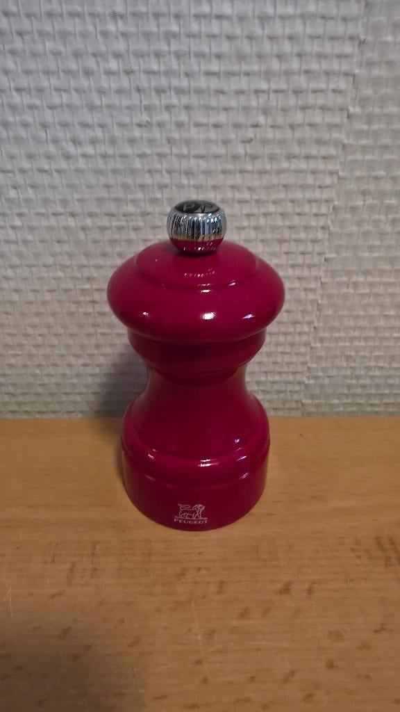 poivrier de marque Peugeot, Maison & Meubles, Neuf, Rouge, Autres marques, Autres types