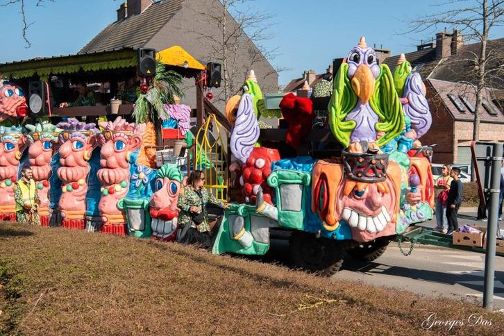 Carnavalswagen, Hobby en Vrije tijd, Feestartikelen, Gebruikt, Overige typen, Ophalen