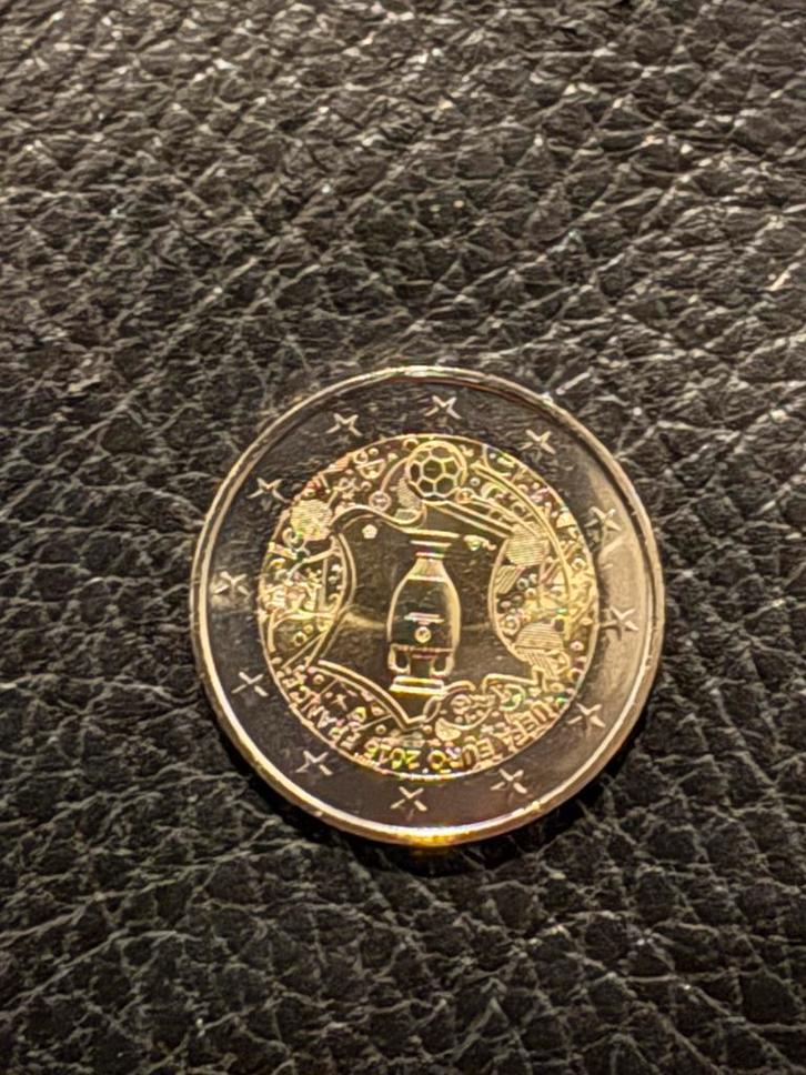 Frankrijk 2 Euro "UEFA" 2016, Postzegels en Munten, Munten | Europa | Euromunten, Losse munt, 2 euro, Frankrijk, Ophalen of Verzenden