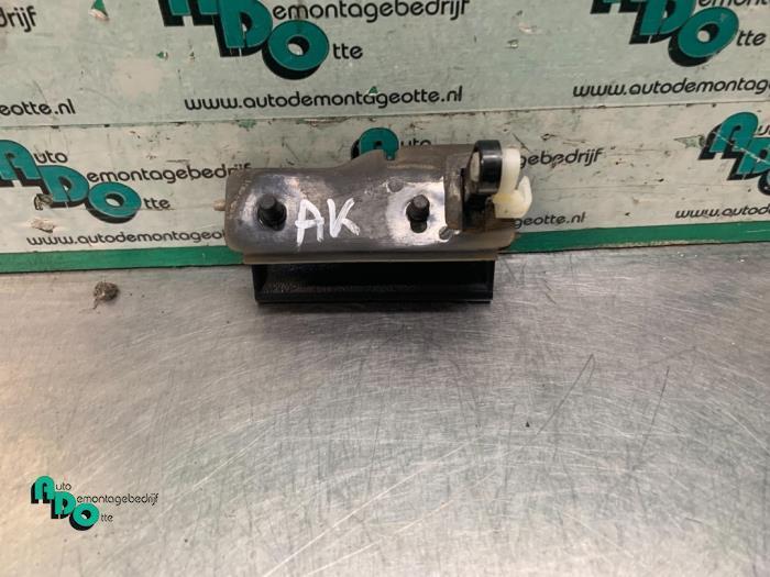 Poignée hayon d'un Kia Picanto (Picanto 04-), Autos : Pièces & Accessoires, Carrosserie & Tôlerie, Kia, Utilisé, 3 mois de garantie