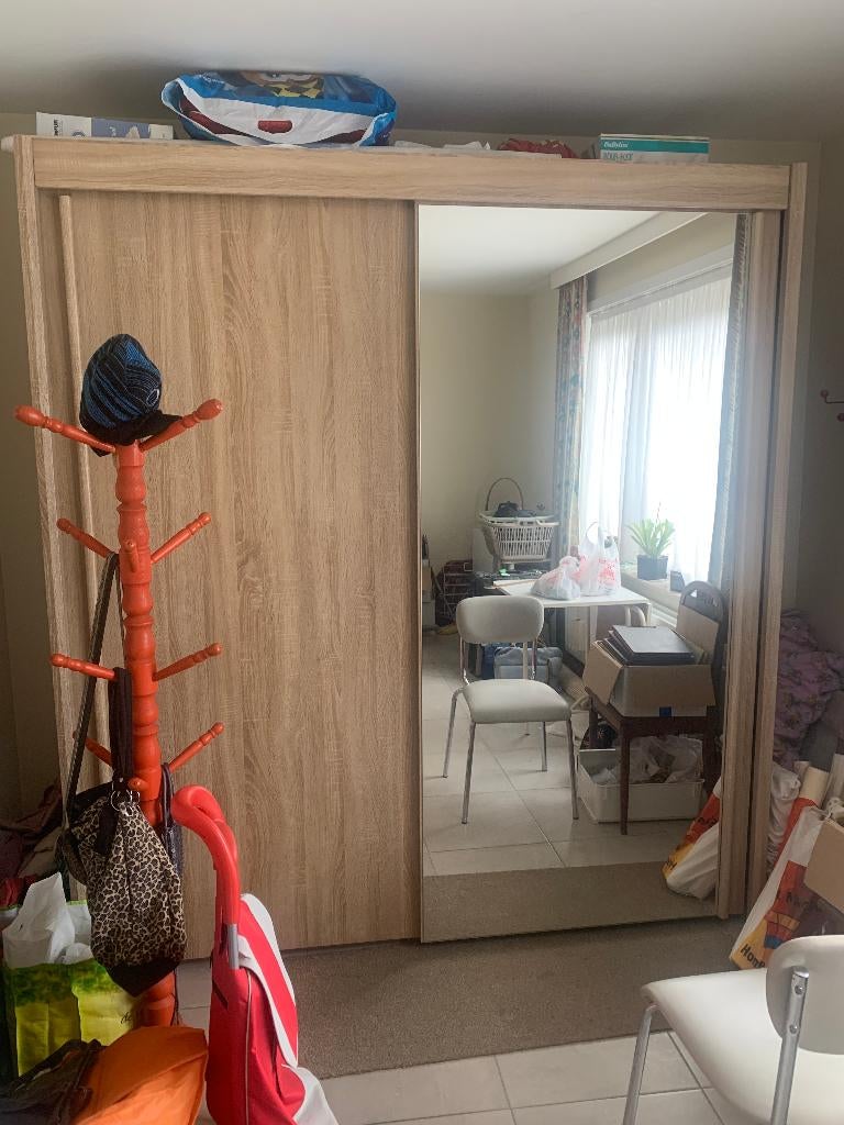 grote kleerkast met 2 schuifdeuren, Avec porte(s), 150 à 200 cm, Comme neuf, Enlèvement