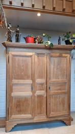 Armoire ancienne massive — 175 cm de large, Maison & Meubles, Avec porte(s), 150 à 200 cm, Enlèvement, Utilisé