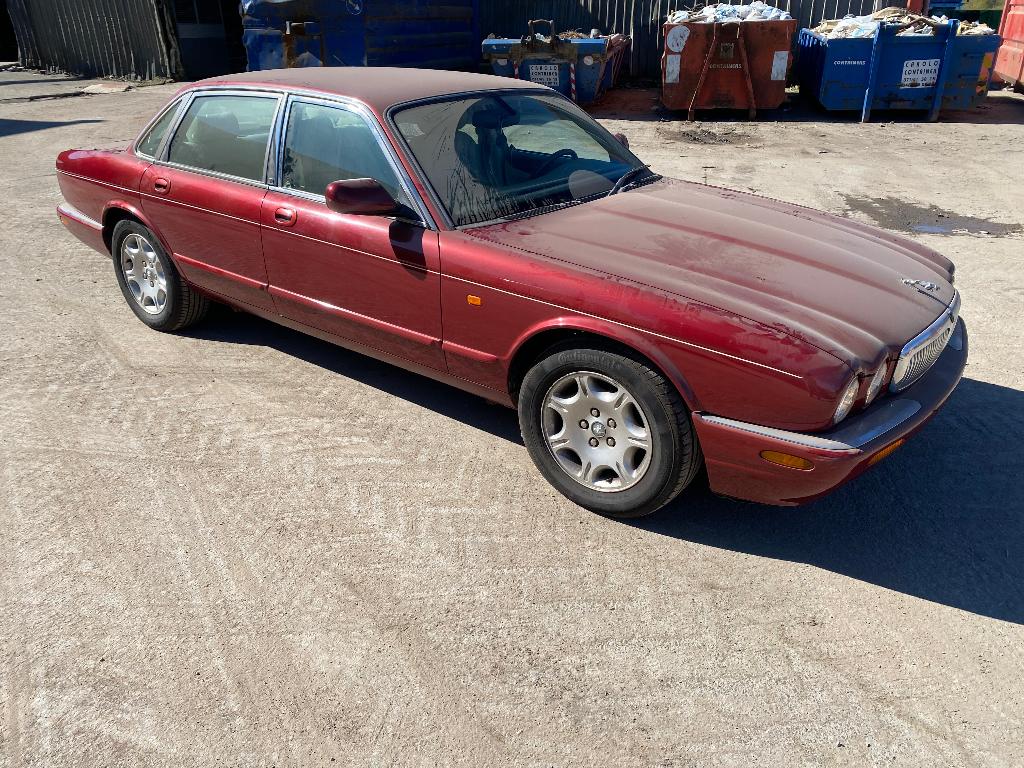 Jaguar XJ8 3200cc V8 année 2000 197km full opt gaz, Autos, Particulier, Achat