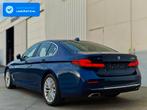 BMW 530 e xDrive Luxury Line – 2021 Model, Auto's, Automaat, 4 cilinders, Blauw, Leder