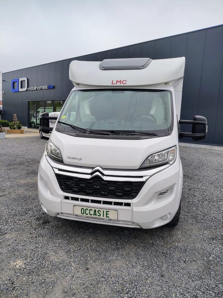 LMC Tourer H 660 Tweedehands - hefbed 4 slp -  € 59.000,00, Ringverwarming, 6 tot 7 meter, Bedrijf, 6 tot 7 meter