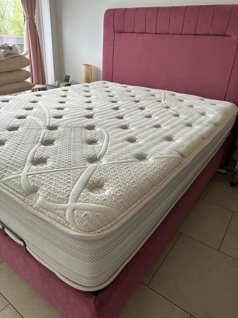 Lit et matelas 2personnes 160x200cm, Ophalen, Gebruikt, Overige kleuren, Tweepersoons