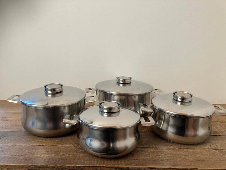 Set kookpotten van Demeyere, Huis en Inrichting, Keuken | Potten en Pannen, Gebruikt, Pannenset, Inox, Keramische plaat, Ophalen of Verzenden