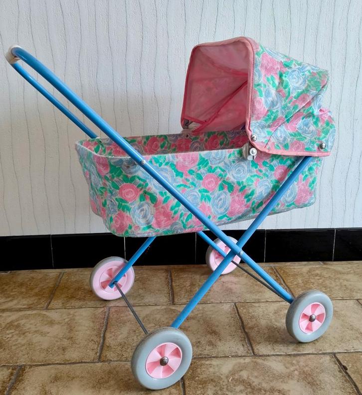 Landau pour poupon, Enfants & Bébés, Jouets | Poupées, Utilisé, Autres types, Enlèvement