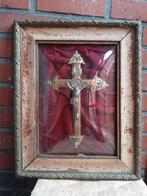 antiek kruisbeeld, Ophalen