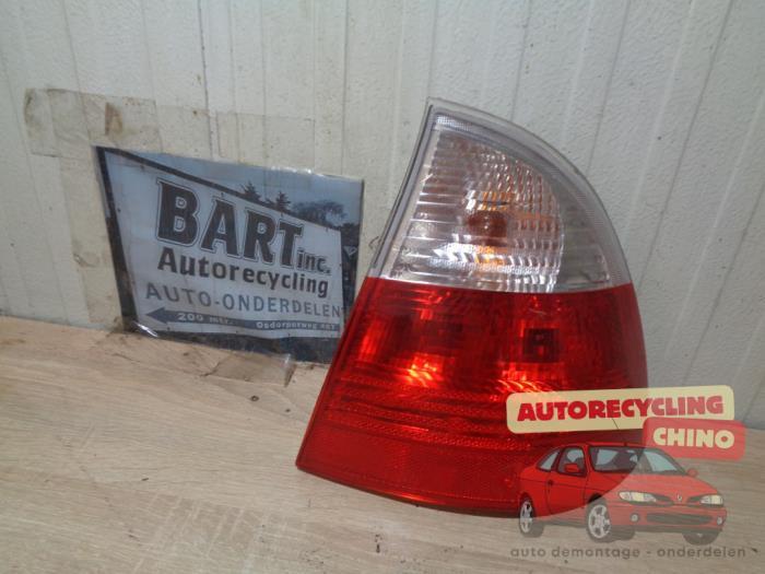 Feu arrière droit d'un BMW 3-Serie, -, 3 mois de garantie, Utilisé, -