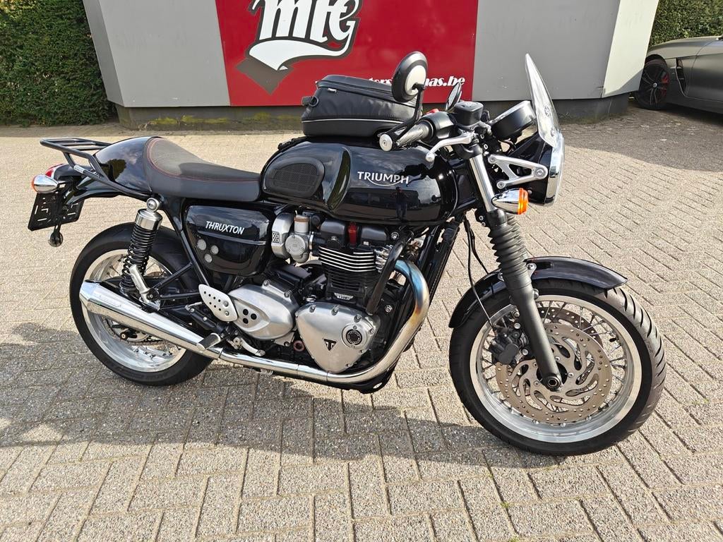 Triumph Thruxton 1200, Motos, Motos | Triumph, Entreprise, Sport, plus de 35 kW, 2 cylindres, Permis Moto A, ABS, Éclairage LED