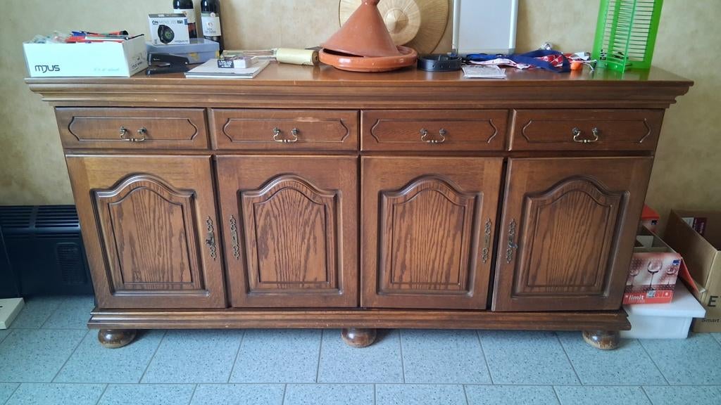 Dressoir et buffet assortis, Enlèvement