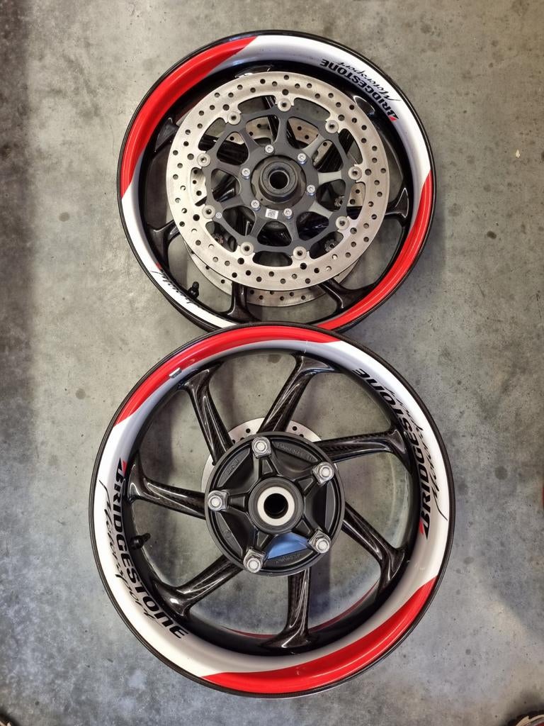 Bmw m1000rr carbon wielen, Motos, Tuning & Styling, Enlèvement