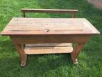 Bureau d'école en bois ancien (double) — Caractéristique, Antiquités & Art, Enlèvement ou Envoi