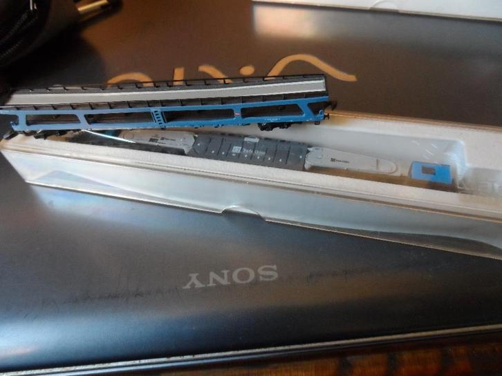 MARKLIN Mini club Z - DEUX wagons, dont UN en boite..., Hobby & Loisirs créatifs, Trains miniatures | HO, Comme neuf, Wagon, Märklin