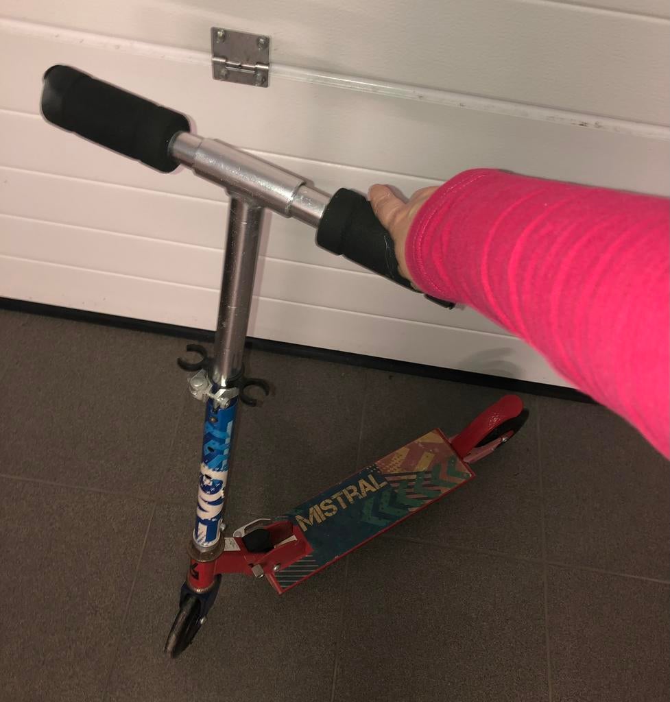 kinder step tot 7 jaar, Kinderen en Baby's, Speelgoed | Buiten | Voertuigen en Loopfietsen, Zo goed als nieuw, Ophalen of Verzenden