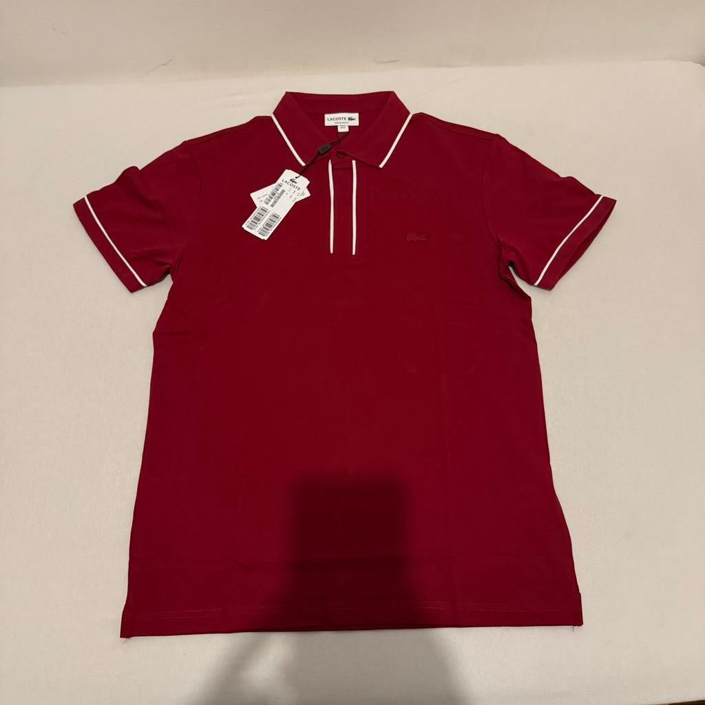 POLO LACOSTE ROUGE BORDEAUX, Vêtements | Hommes, Polos, Enlèvement ou Envoi, Neuf, Taille 52/54 (L), Rouge