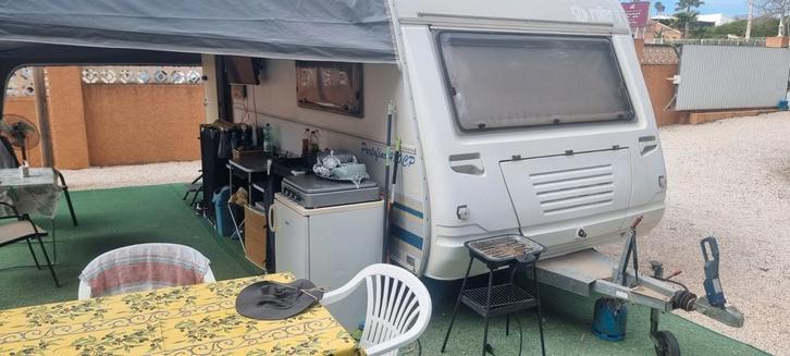 LIRE SVP....Superbe caravane avec auvent., Caravans en Kamperen, Caravans, Particulier, Douche, Luifel, Uitbouw voortent, Ophalen of Verzenden