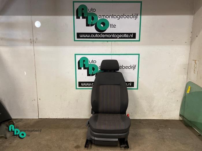 Siège droit d'un Volkswagen Polo (Polo 01-), Autos : Pièces & Accessoires, Habitacle & Garnissage, Volkswagen, Utilisé, 3 mois de garantie